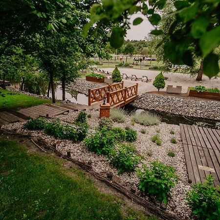 Villa Stary Mlyn W Brzeznicy Brzeznica  Esterno foto