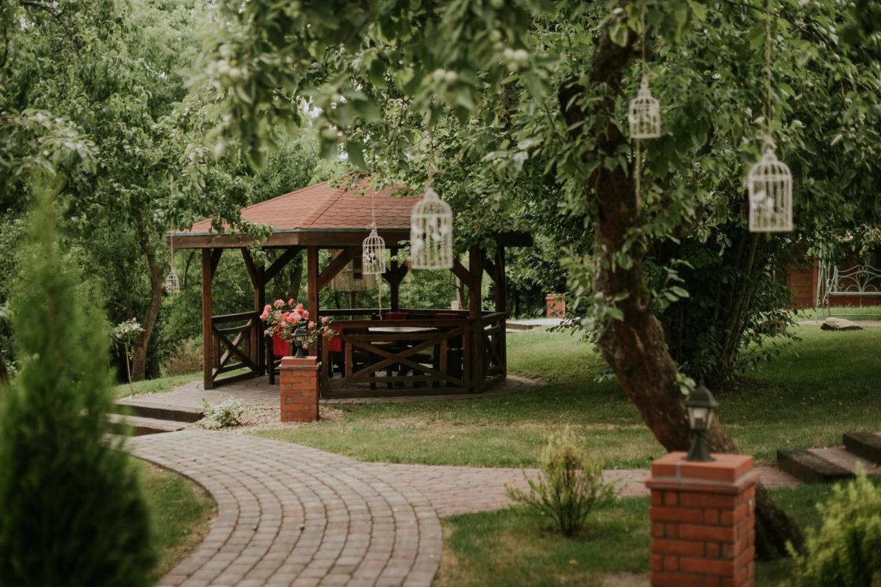 Villa Stary Mlyn W Brzeznicy Brzeznica  Esterno foto