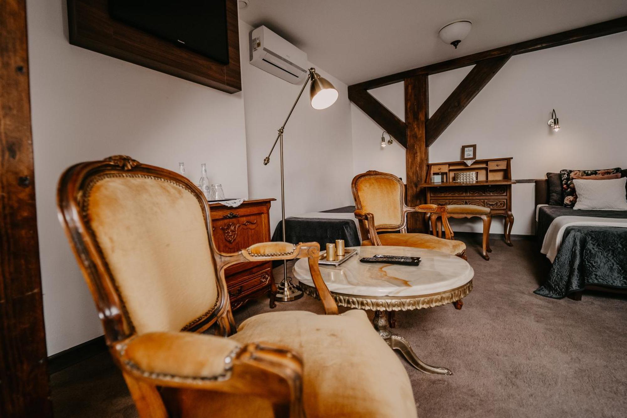 Villa Stary Mlyn W Brzeznicy Brzeznica  Esterno foto