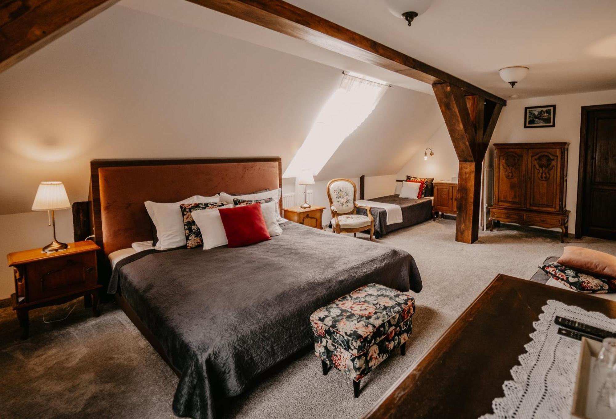 Villa Stary Mlyn W Brzeznicy Brzeznica  Esterno foto