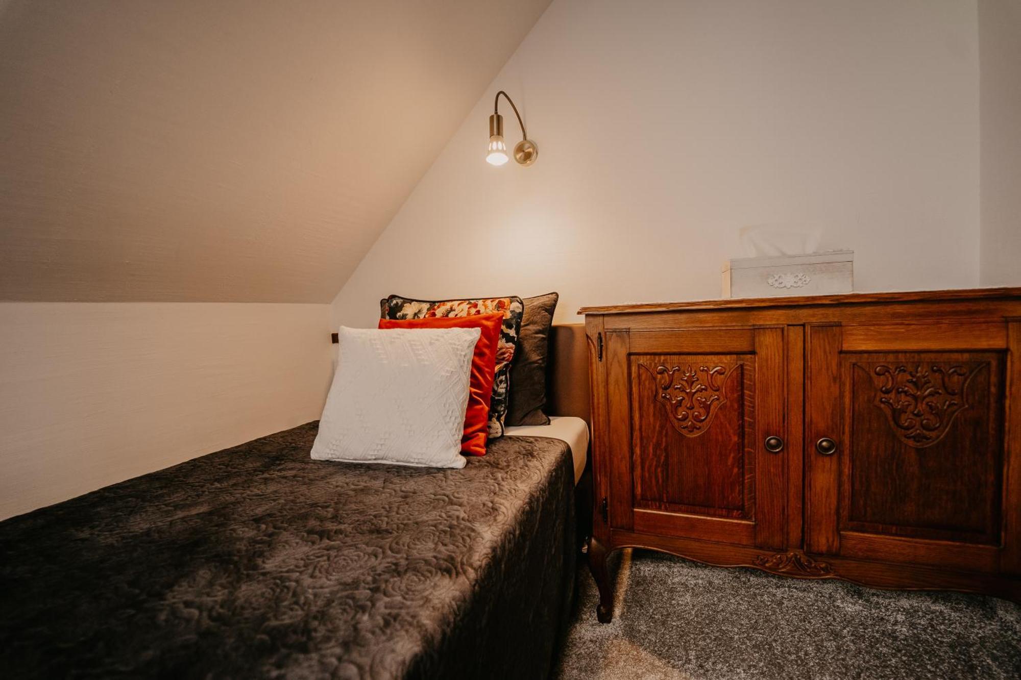 Villa Stary Mlyn W Brzeznicy Brzeznica  Esterno foto